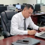 Gelar Sarjana Saja Tak Cukup: Sutrisno Desak Pemkab Murung Raya Rombak Kebijakan Berbasis Data, Bukan Asumsi! IMG-20260523-WA0008