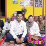 Jaga Marwah Adat Dayak, Kepala Desa Termuda Tumbang Masao Resmi Melamar Kekasih IMG-20260706-WA0006