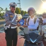 Awas Intai Maut di Jalan: Polisi Tabalong Bentangkan Spanduk 'Sakti' di Tugu Obor! IMG-20260715-WA0001