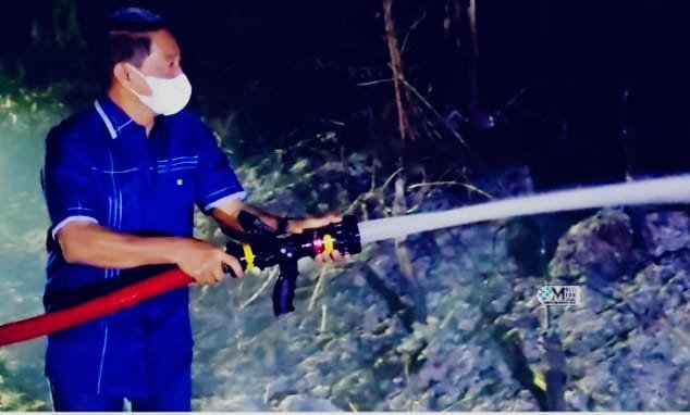 Status Darurat Karhutla Murung Raya: Bupati Heriyus Tinjau Pemadaman Tengah Malam di Tanah Siang